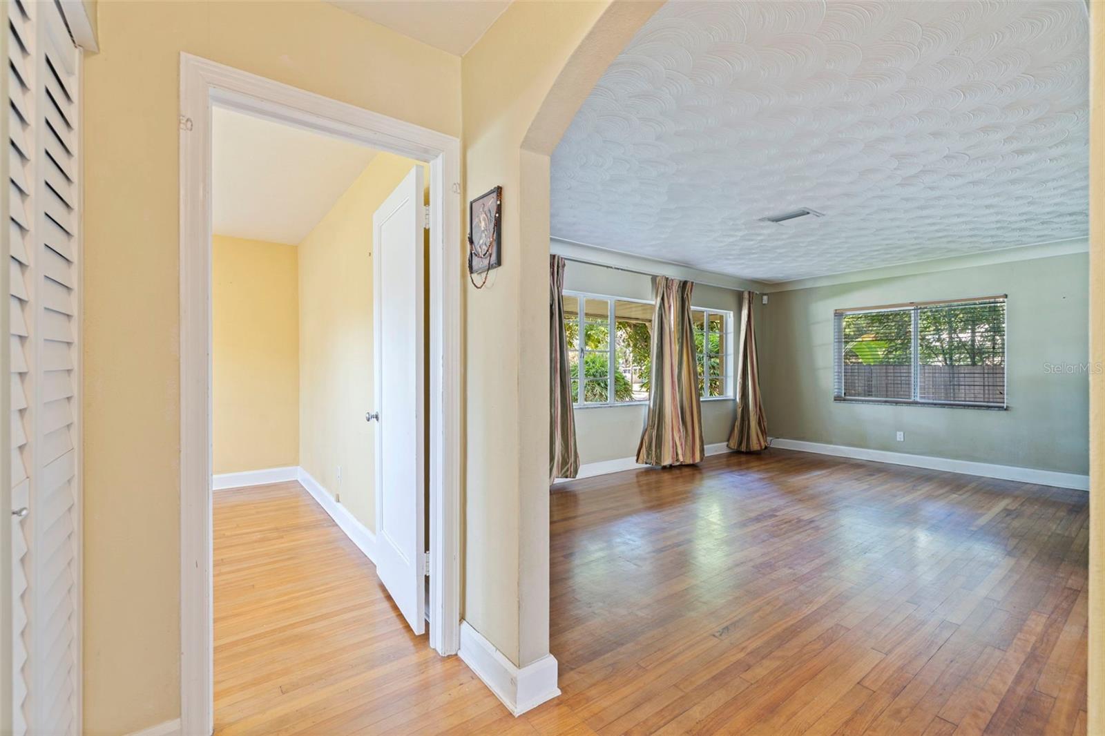 4341 1ST AVE N, ST PETERSBURG, FL, 33713