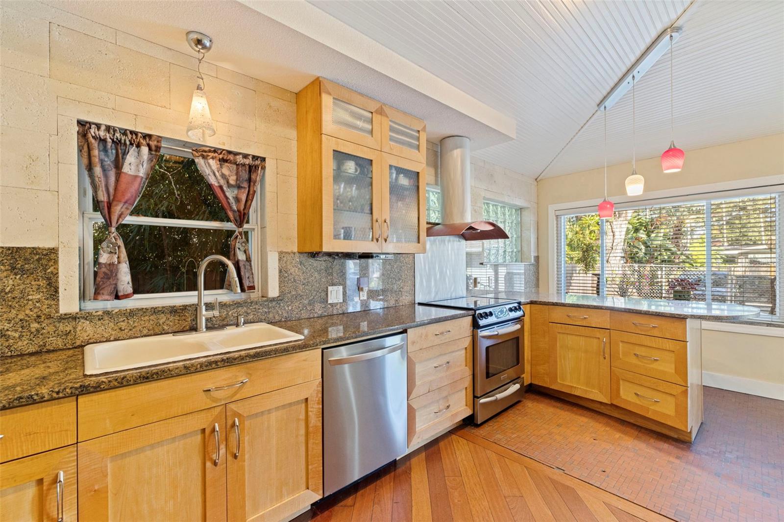 4341 1ST AVE N, ST PETERSBURG, FL, 33713