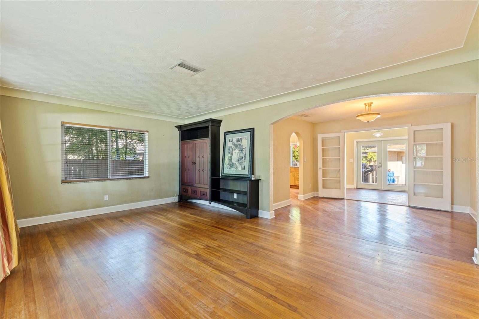 4341 1ST AVE N, ST PETERSBURG, FL, 33713