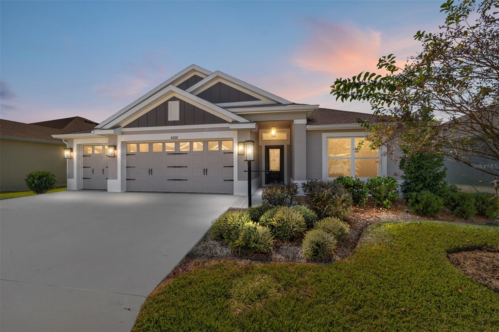 4528 HAYWARD PATH, THE VILLAGES, FL, 32163