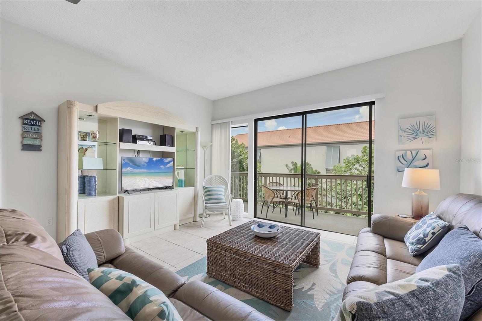 1093 LAKE HOUSE CIR #C205, SARASOTA, FL, 34242