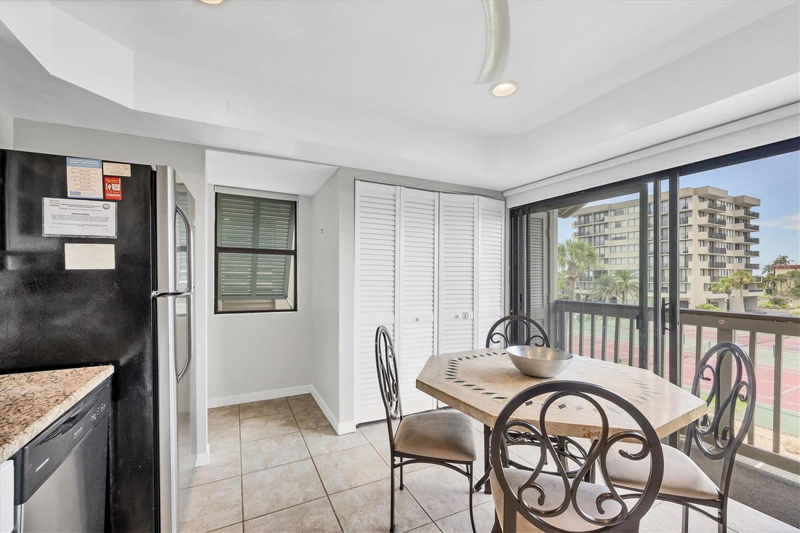 1093 LAKE HOUSE CIR #C205, SARASOTA, FL, 34242