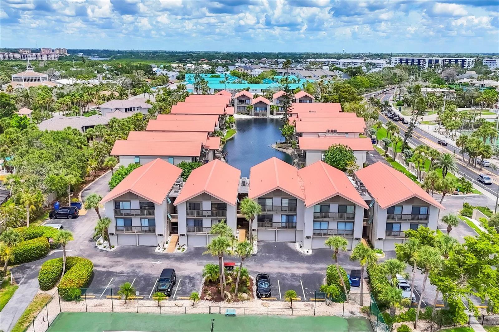 1093 LAKE HOUSE CIR #C205, SARASOTA, FL, 34242