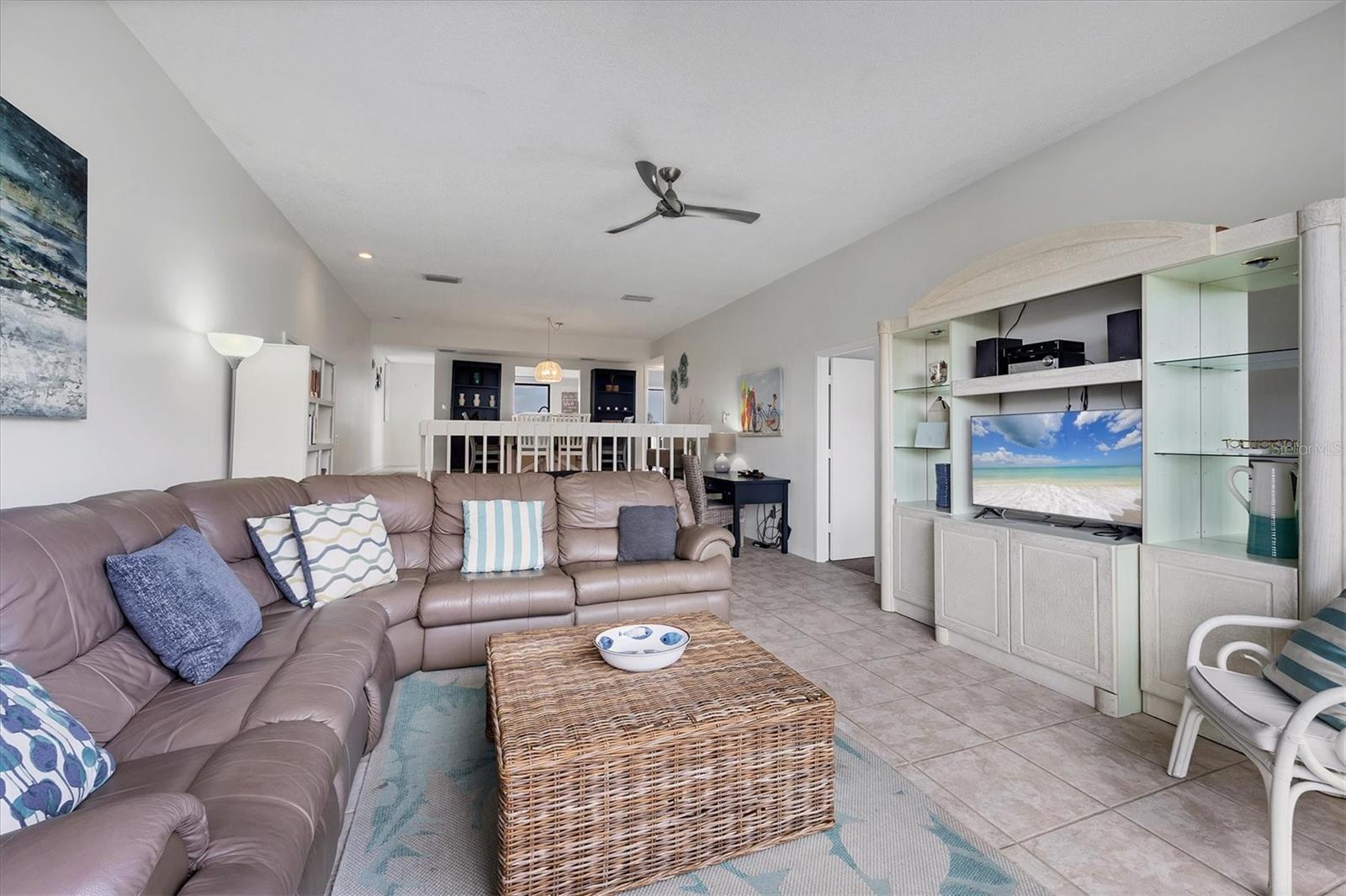 1093 LAKE HOUSE CIR #C205, SARASOTA, FL, 34242