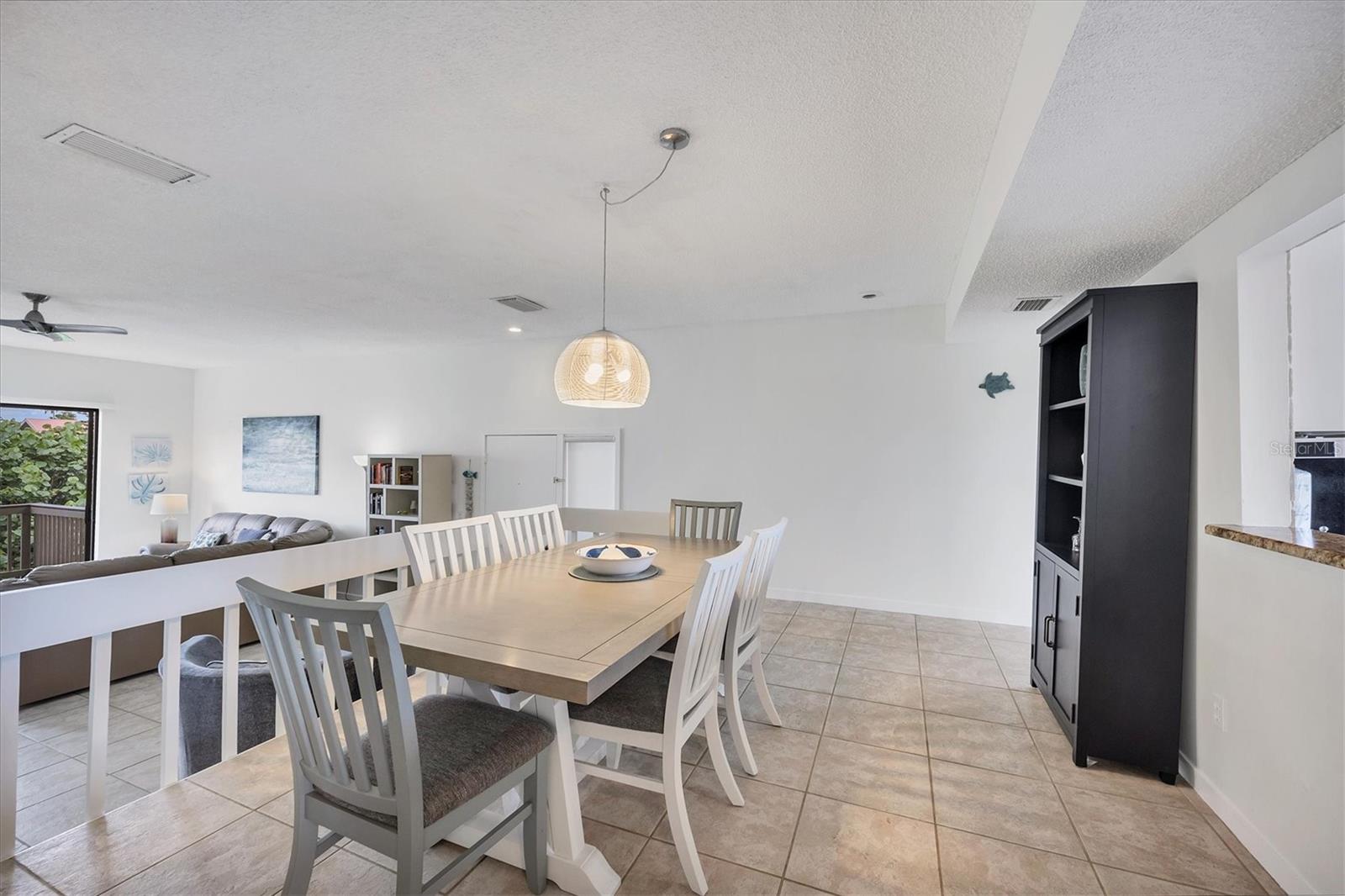 1093 LAKE HOUSE CIR #C205, SARASOTA, FL, 34242