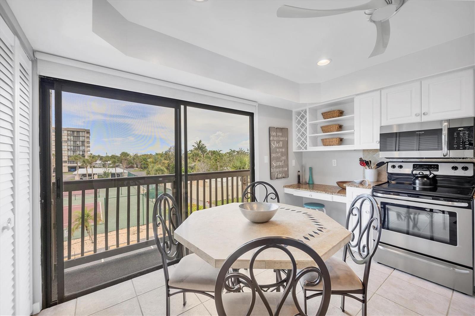 1093 LAKE HOUSE CIR #C205, SARASOTA, FL, 34242