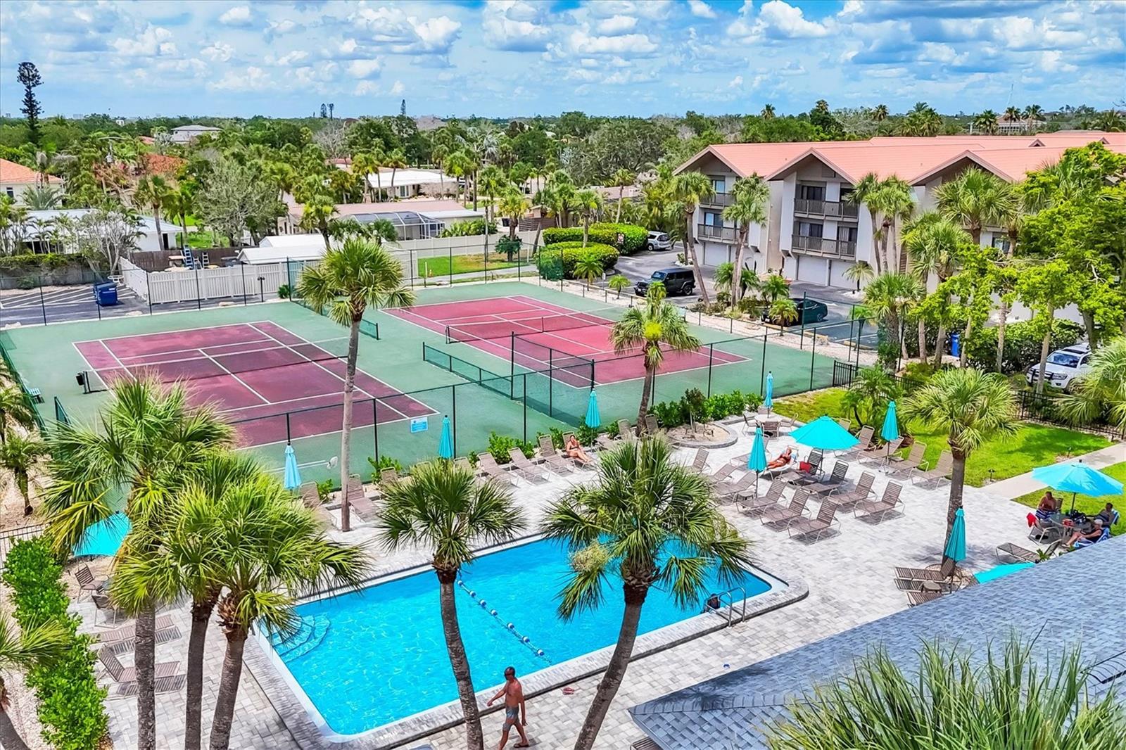 1093 LAKE HOUSE CIR #C205, SARASOTA, FL, 34242