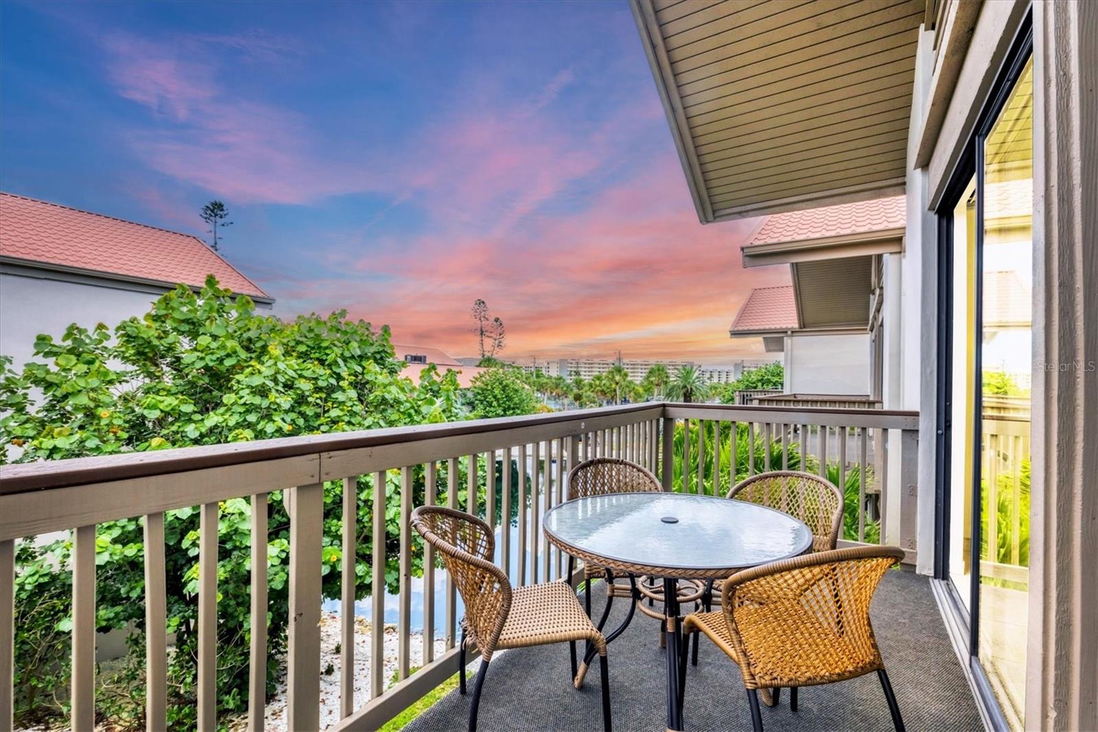 1093 LAKE HOUSE CIR #C205, SARASOTA, FL, 34242