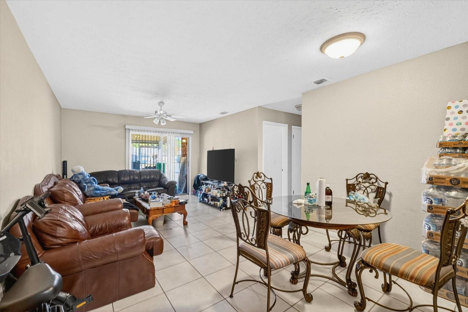 9539 FIELDVIEW CIR, THONOTOSASSA, FL, 33592