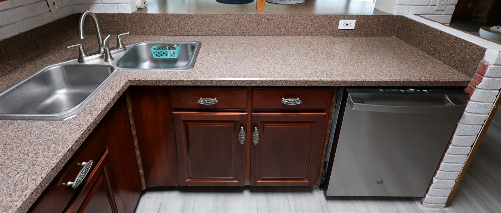 2227 GRANGER DR, CLEARWATER, FL, 33765