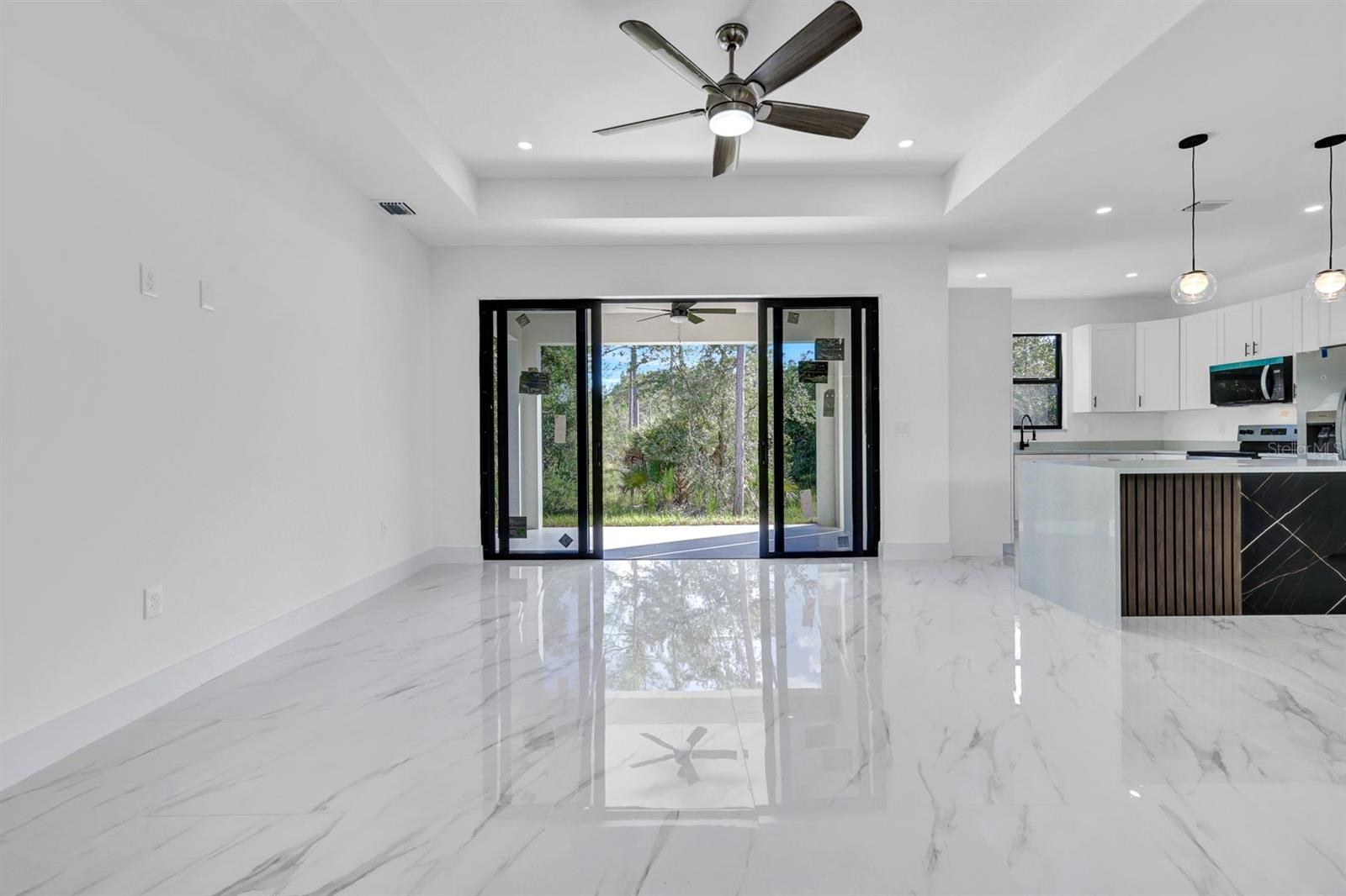 2002 E 10TH ST, LEHIGH ACRES, FL, 33936