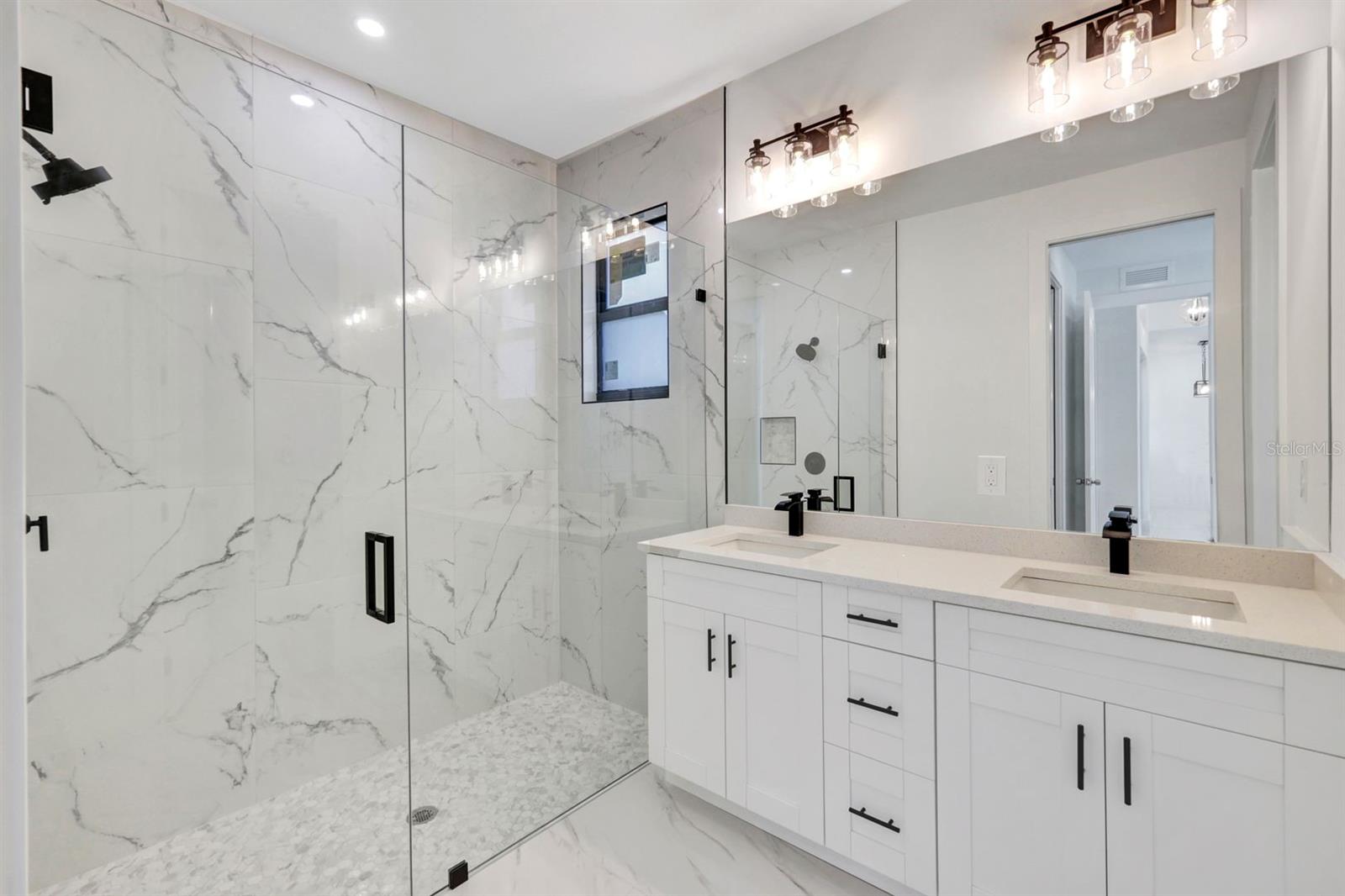 2002 E 10TH ST, LEHIGH ACRES, FL, 33936