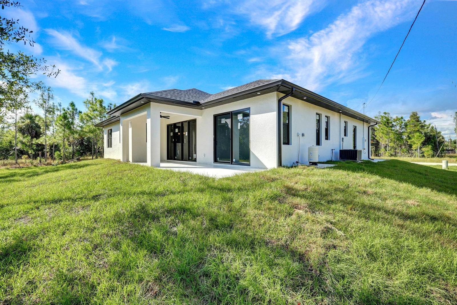 2002 E 10TH ST, LEHIGH ACRES, FL, 33936