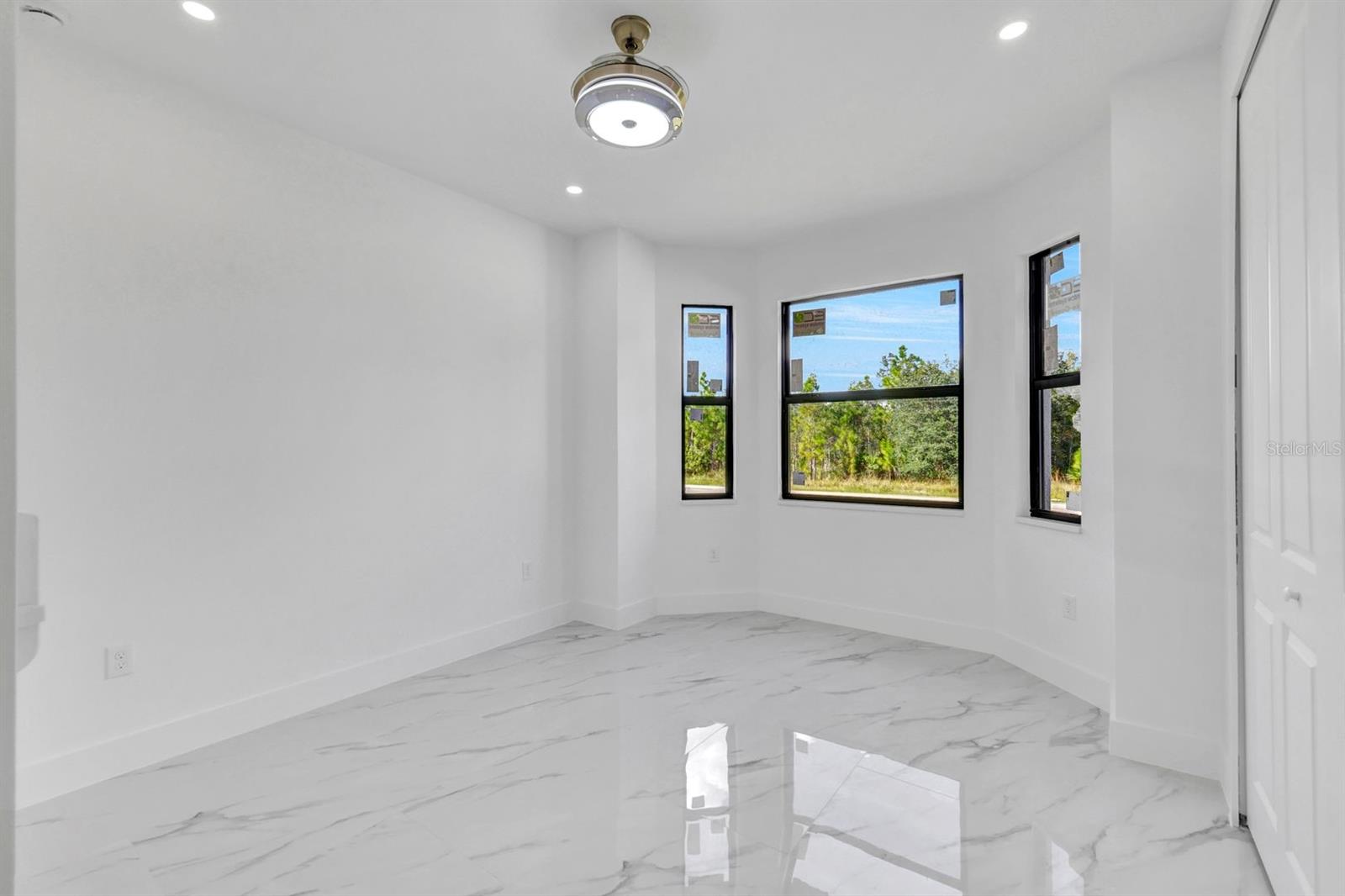 2002 E 10TH ST, LEHIGH ACRES, FL, 33936