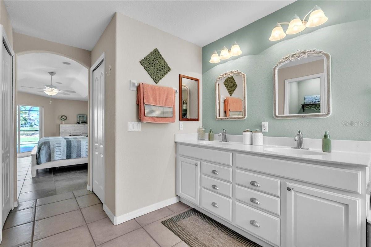 13216 DONALDSON AVE, PORT CHARLOTTE, FL, 33953