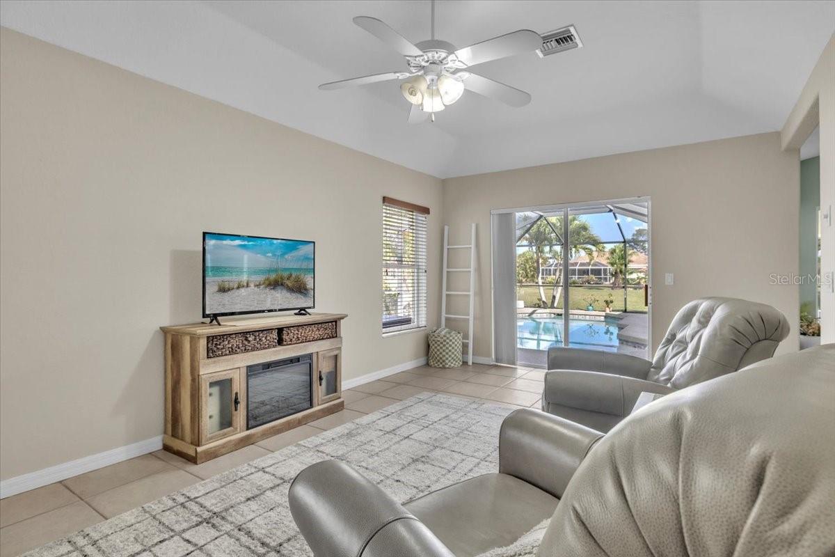 13216 DONALDSON AVE, PORT CHARLOTTE, FL, 33953