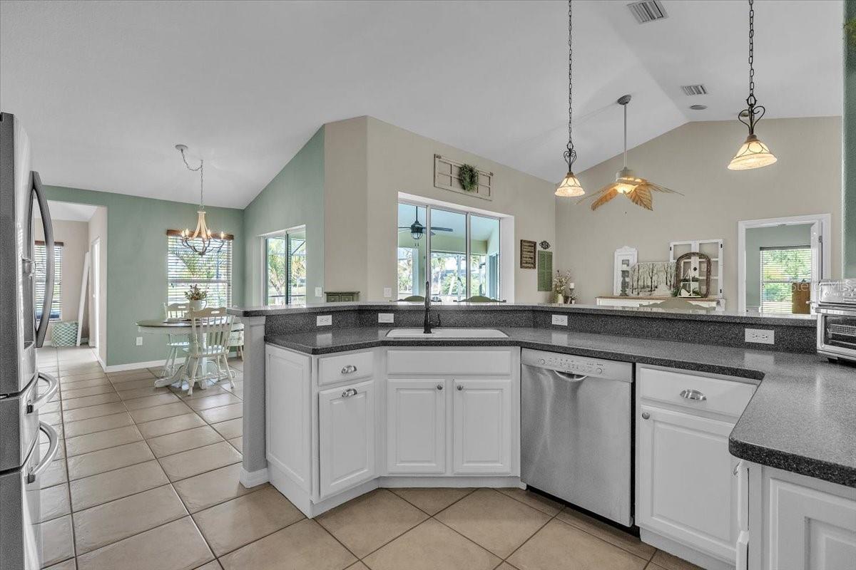 13216 DONALDSON AVE, PORT CHARLOTTE, FL, 33953