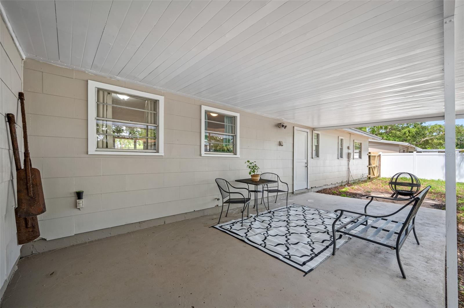 4704 W WYOMING AVE, TAMPA, FL, 33616