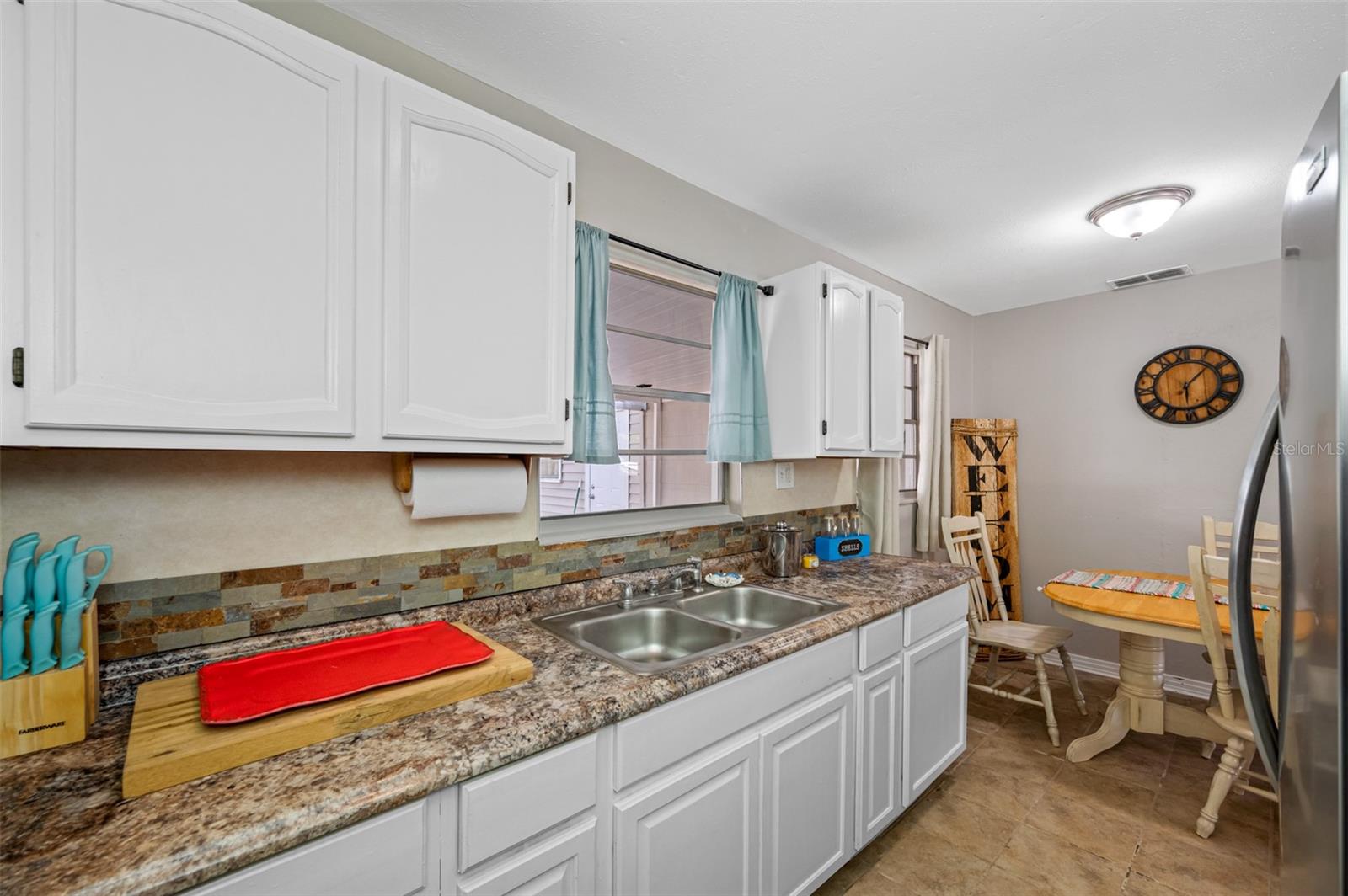 4704 W WYOMING AVE, TAMPA, FL, 33616