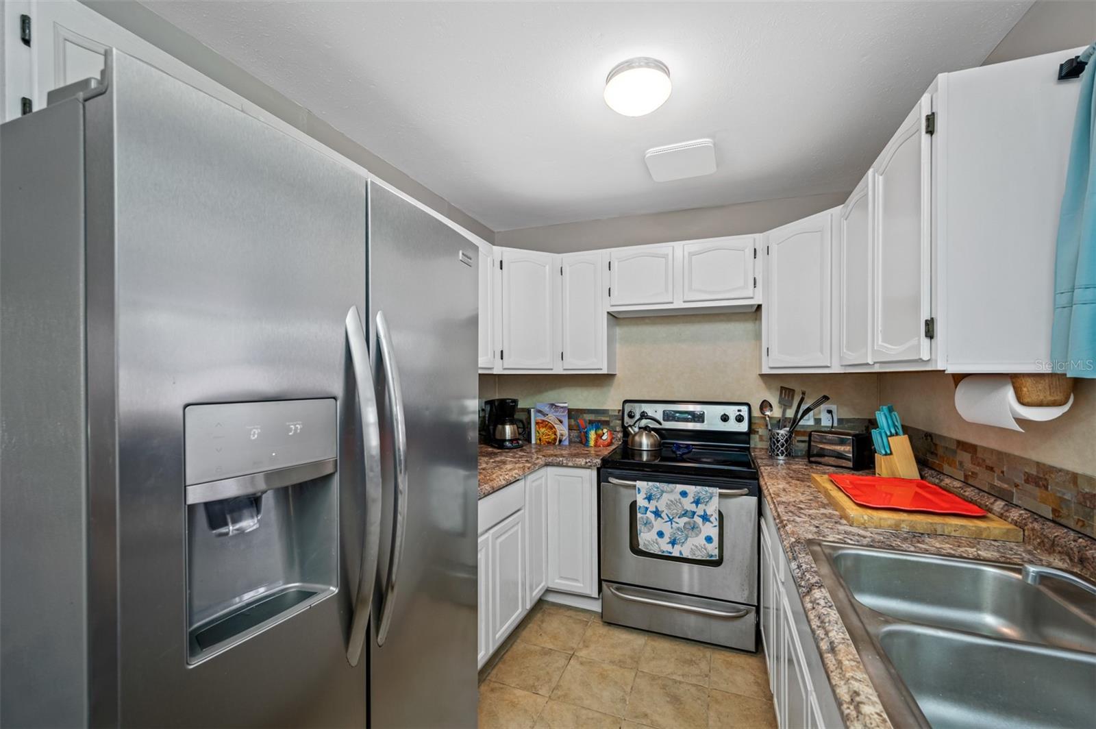 4704 W WYOMING AVE, TAMPA, FL, 33616