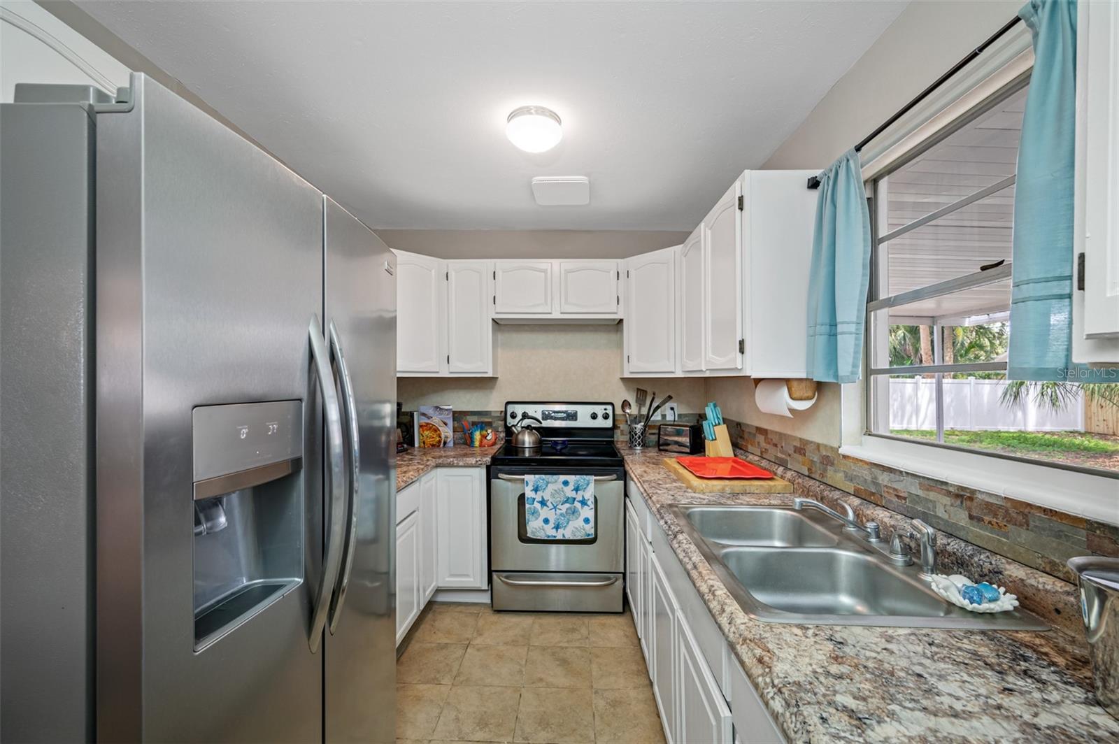 4704 W WYOMING AVE, TAMPA, FL, 33616