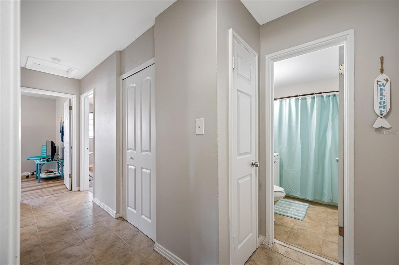 4704 W WYOMING AVE, TAMPA, FL, 33616