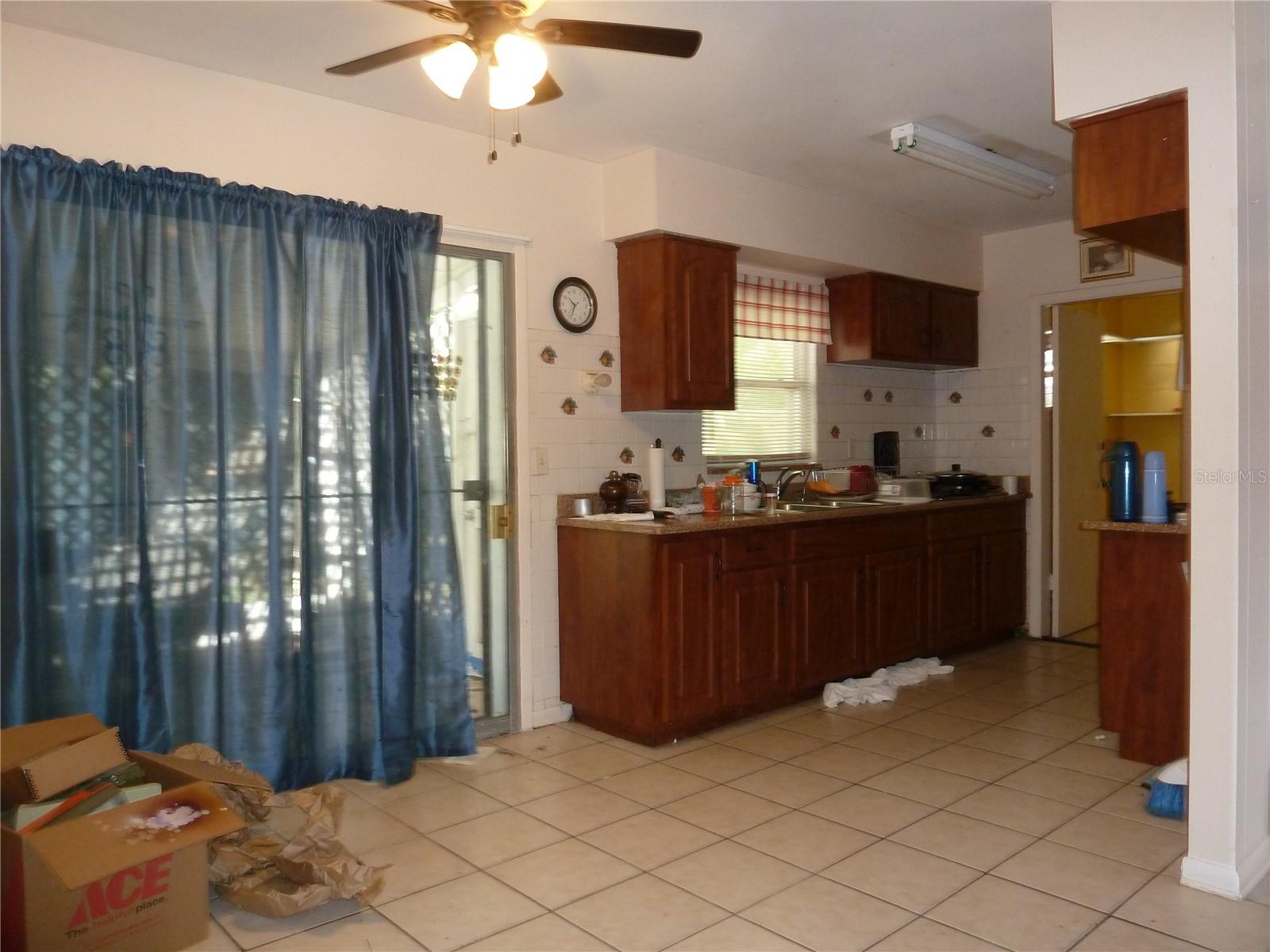 7406 MANCHESTER LN, TAMPA, FL, 33619