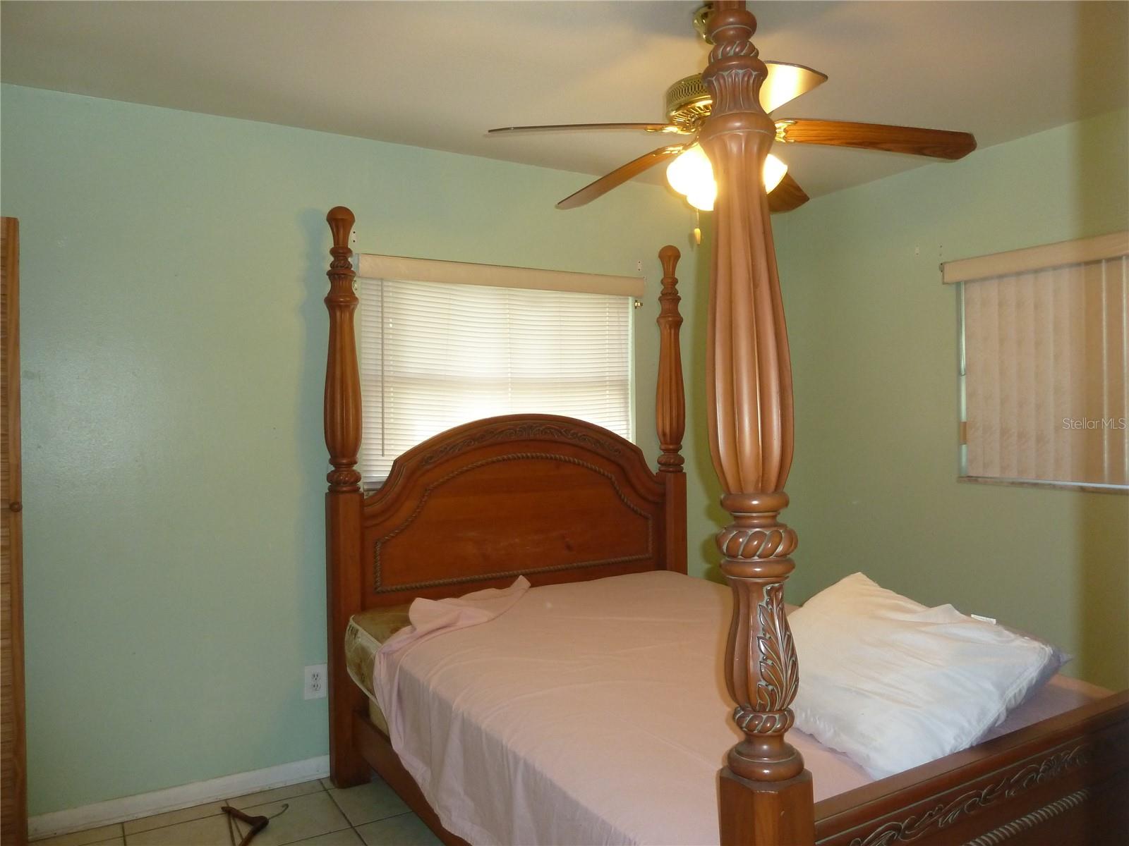 7406 MANCHESTER LN, TAMPA, FL, 33619