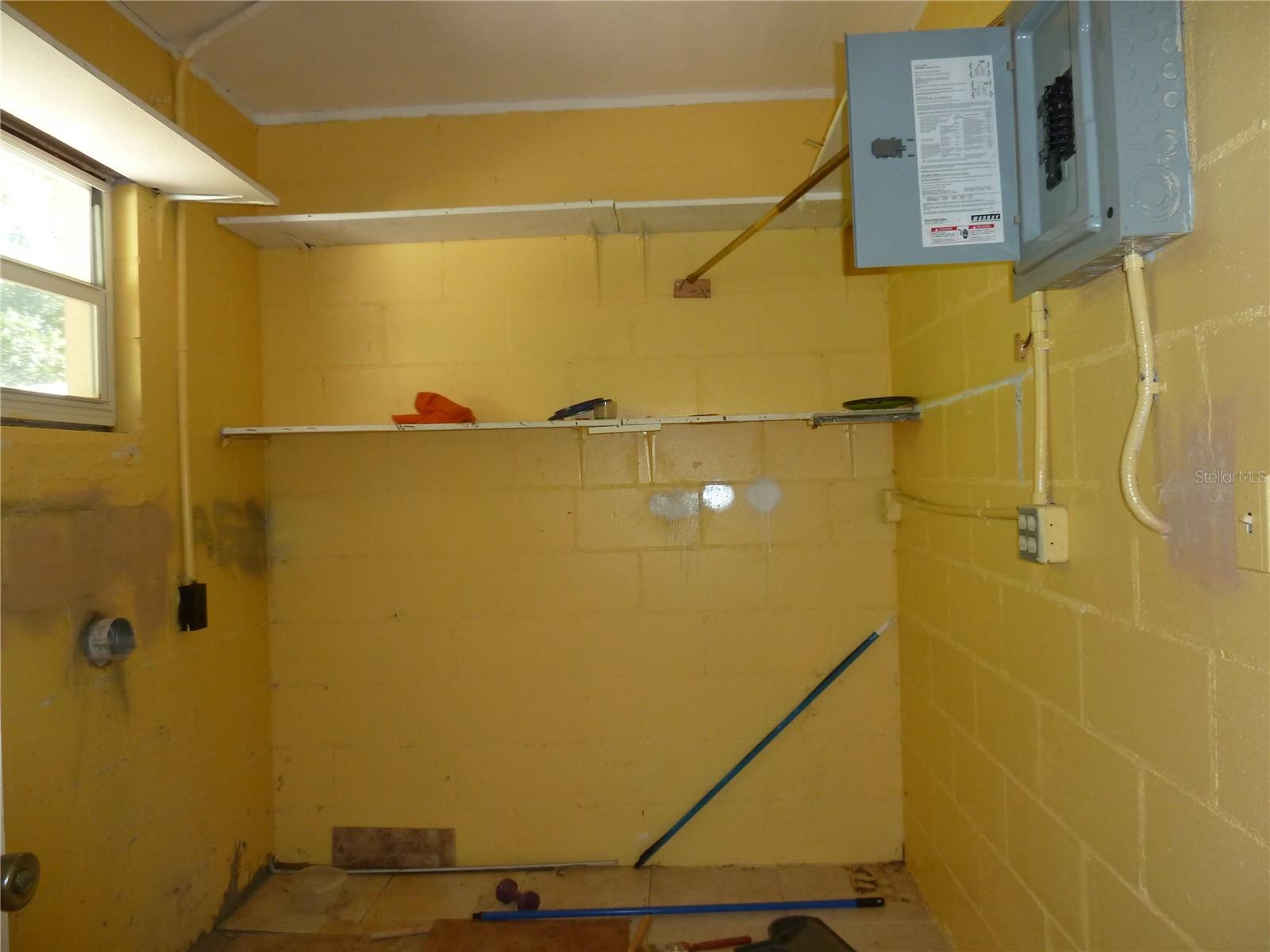 7406 MANCHESTER LN, TAMPA, FL, 33619