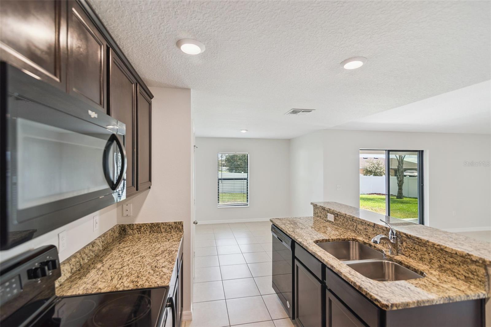 1975 PIEDMONT CT, MASCOTTE, FL, 34753