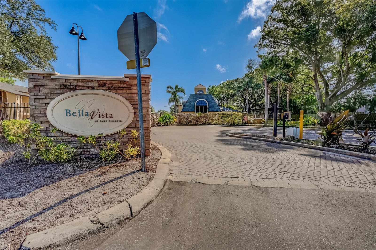 10195 SAILWINDS BLVD N #202, LARGO, FL, 33773