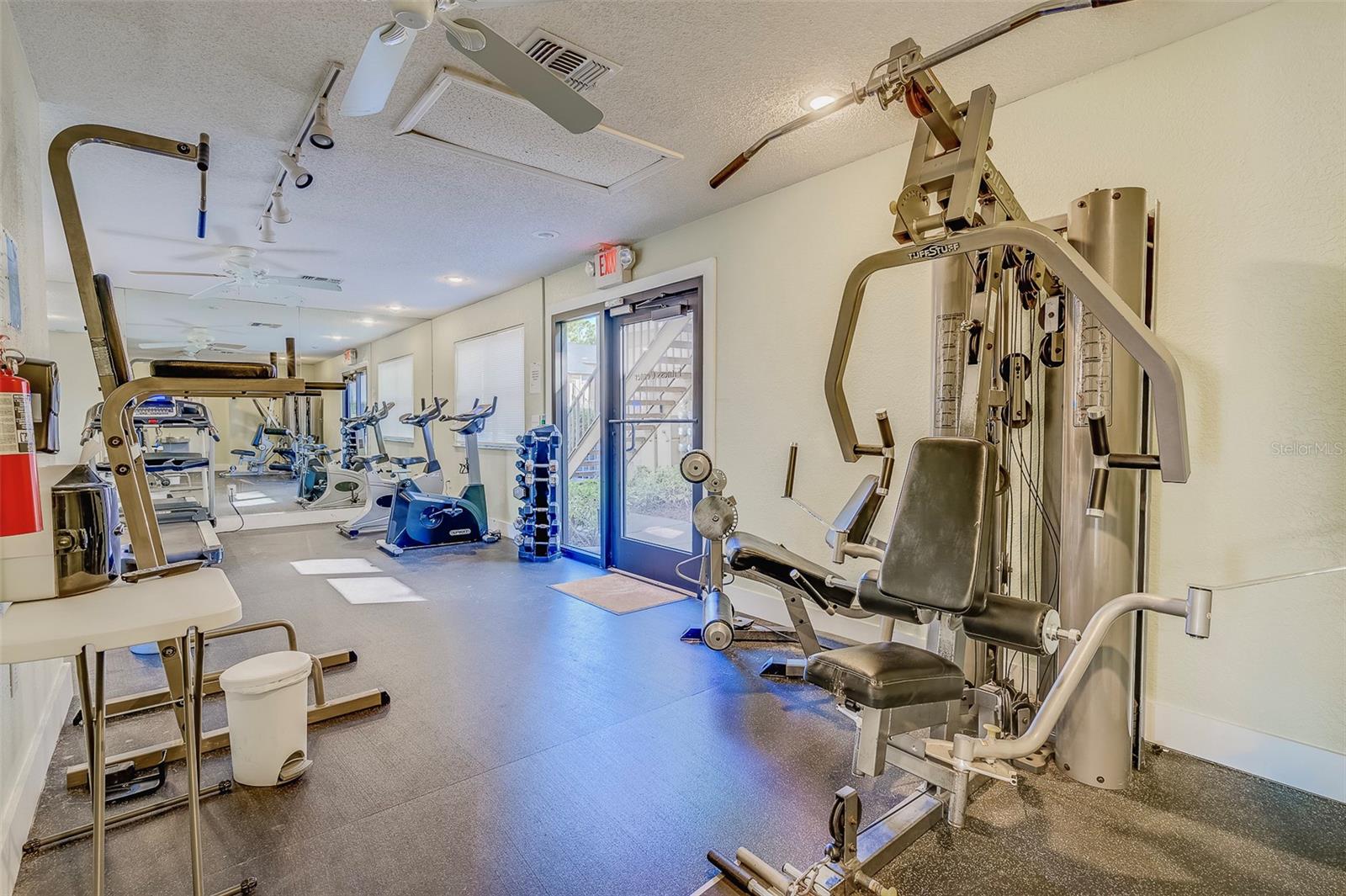 10195 SAILWINDS BLVD N #202, LARGO, FL, 33773