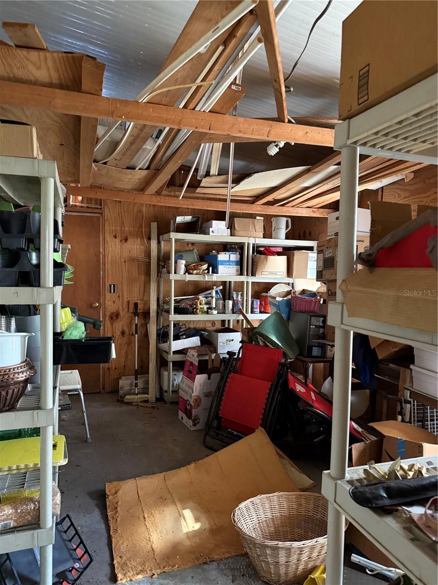 TB8439746 Property Photo