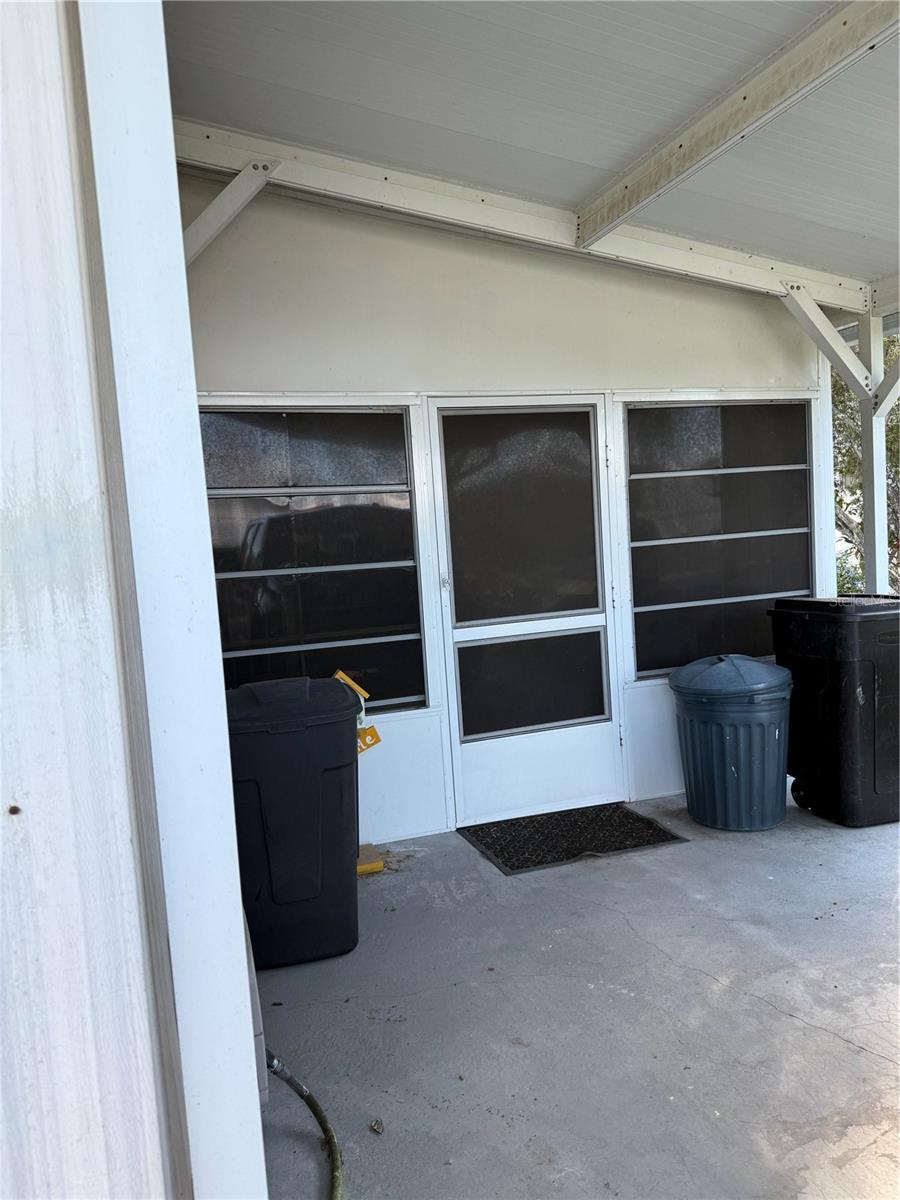 TB8439746 Property Photo