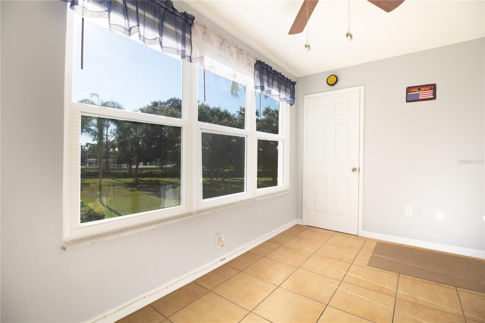 TB8439759 Property Photo