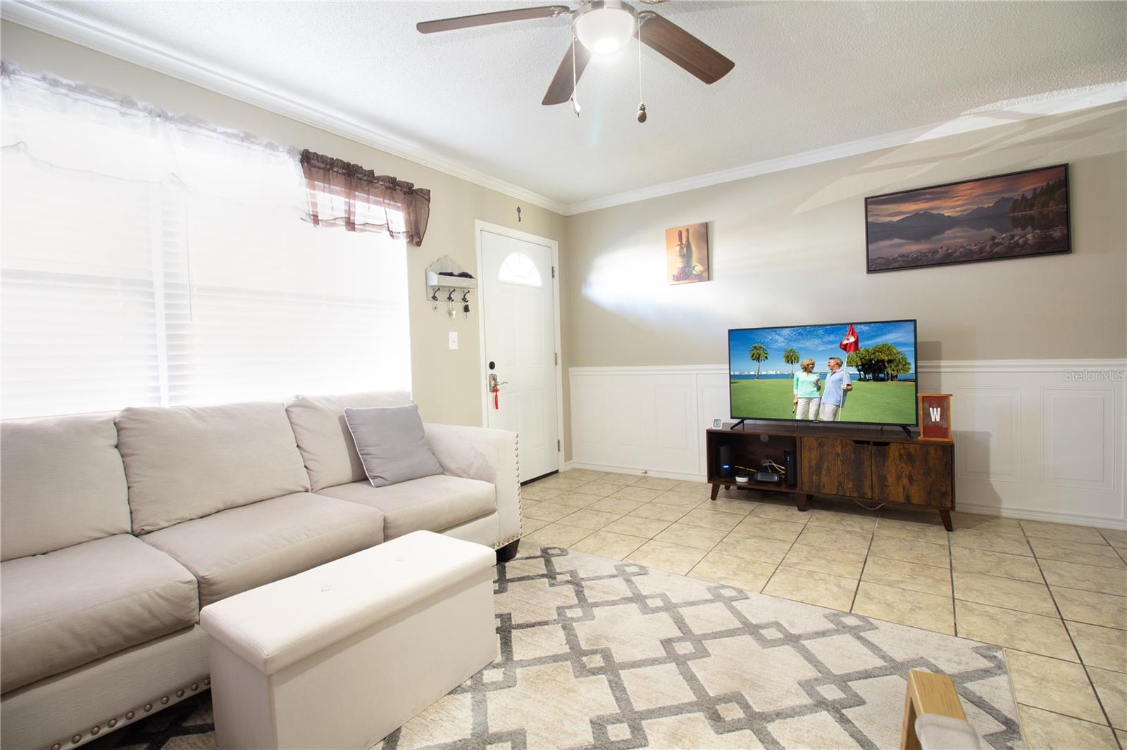 TB8439759 Property Photo