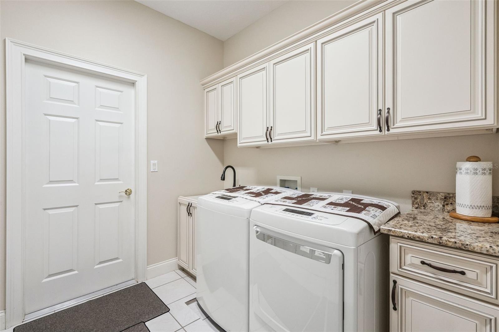 21937 KING ALFRED ST, LEESBURG, FL, 34748