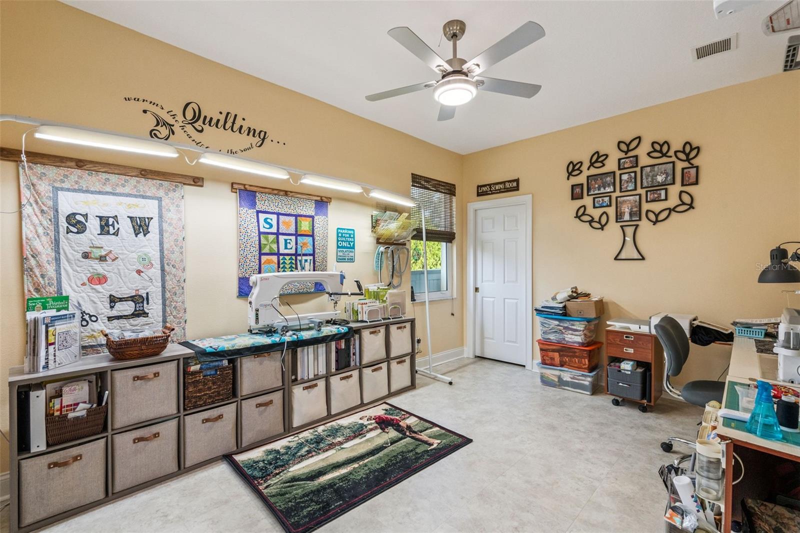 21937 KING ALFRED ST, LEESBURG, FL, 34748