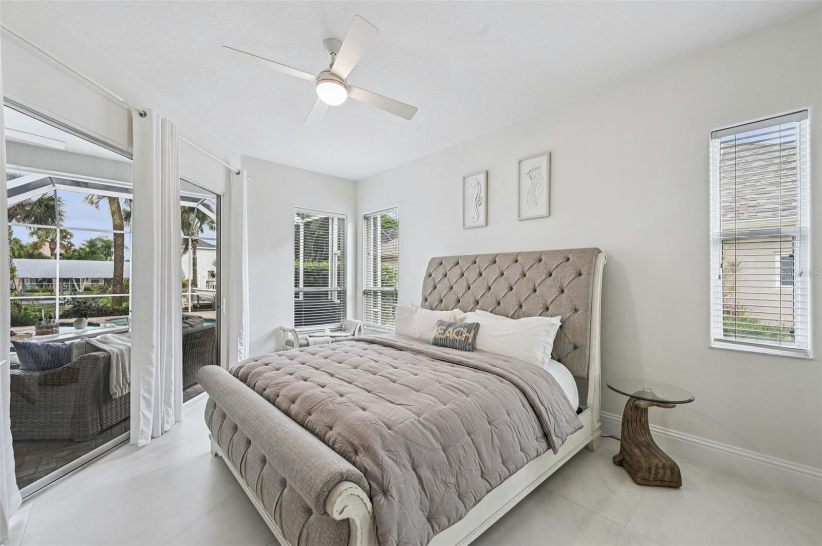 4611 SHARK DR, BRADENTON, FL, 34208