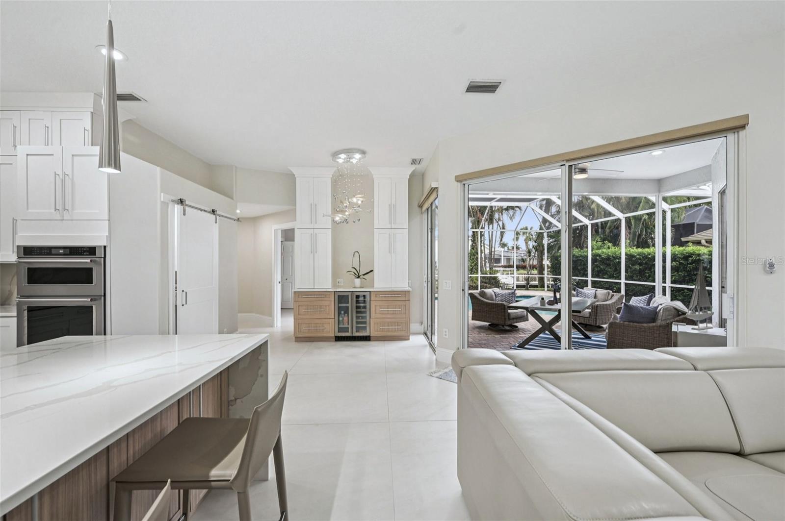 4611 SHARK DR, BRADENTON, FL, 34208