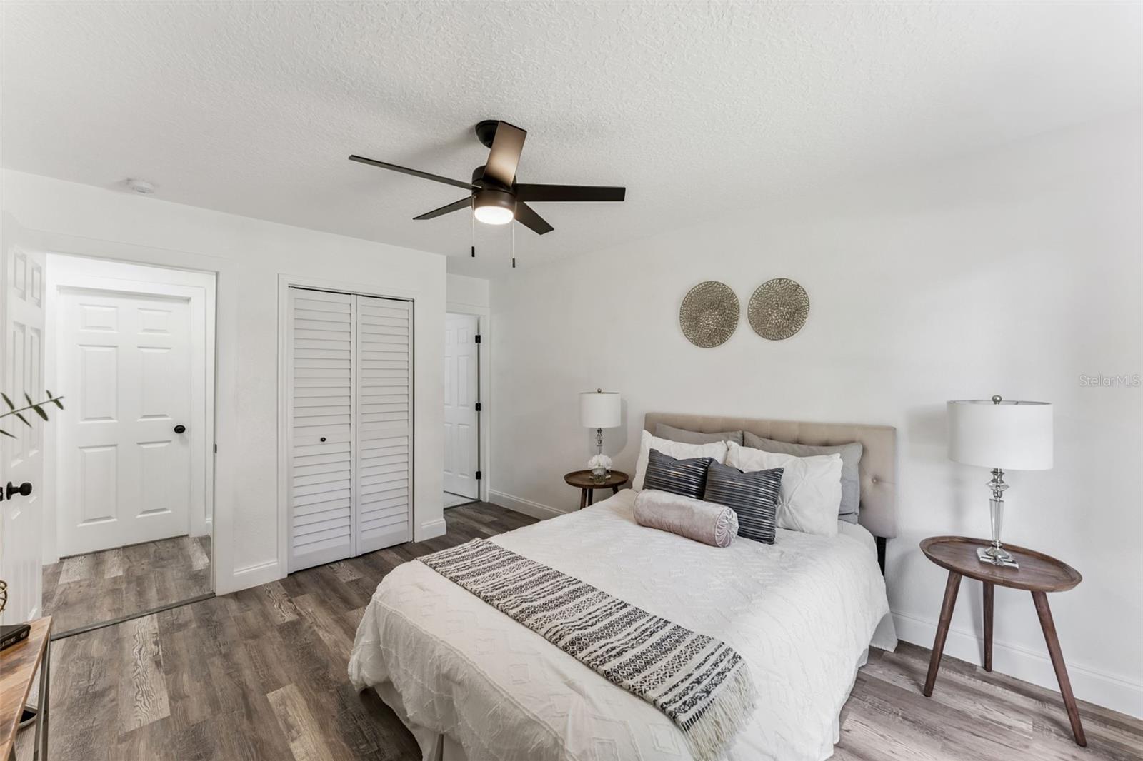 230 S CHANDLER AVE, DELAND, FL, 32724