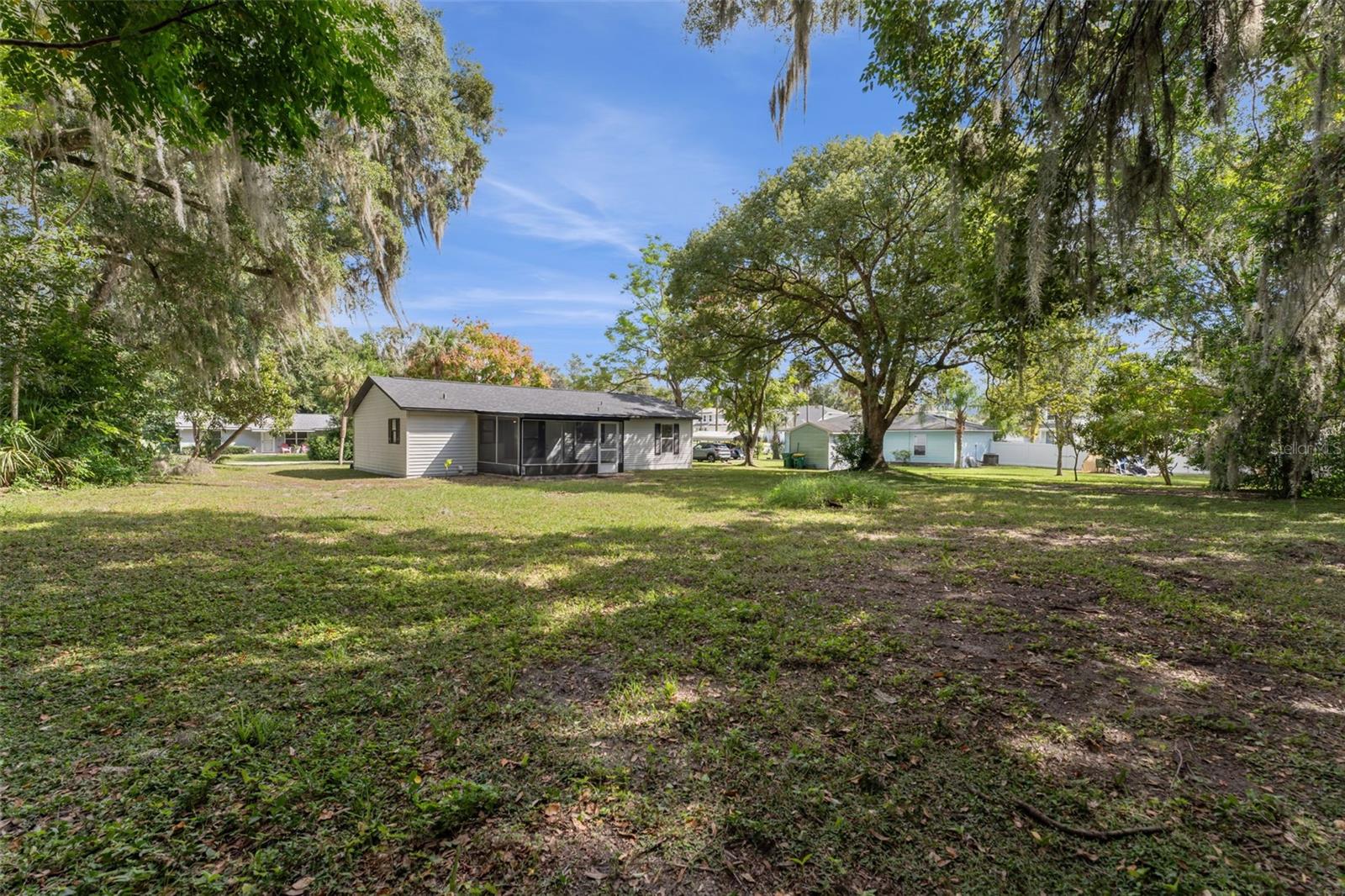 230 S CHANDLER AVE, DELAND, FL, 32724