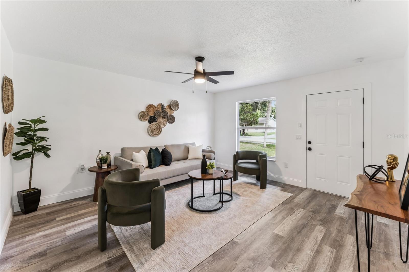 230 S CHANDLER AVE, DELAND, FL, 32724