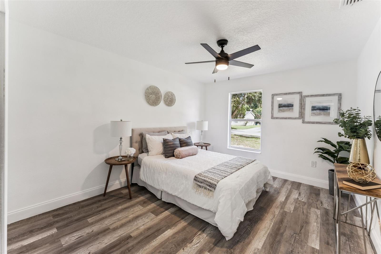 230 S CHANDLER AVE, DELAND, FL, 32724