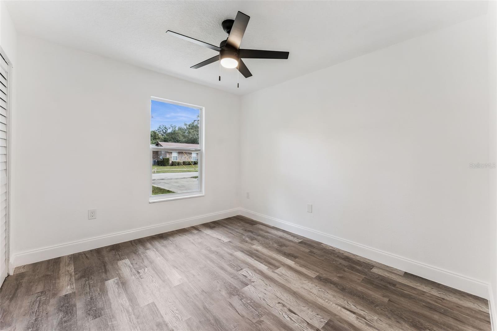 230 S CHANDLER AVE, DELAND, FL, 32724