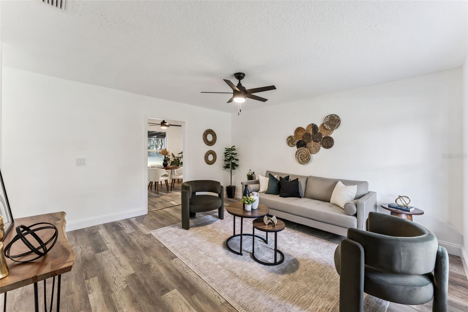 230 S CHANDLER AVE, DELAND, FL, 32724