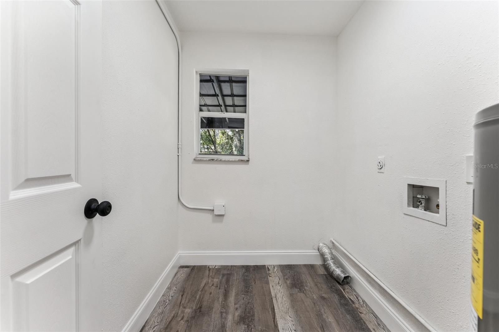 230 S CHANDLER AVE, DELAND, FL, 32724