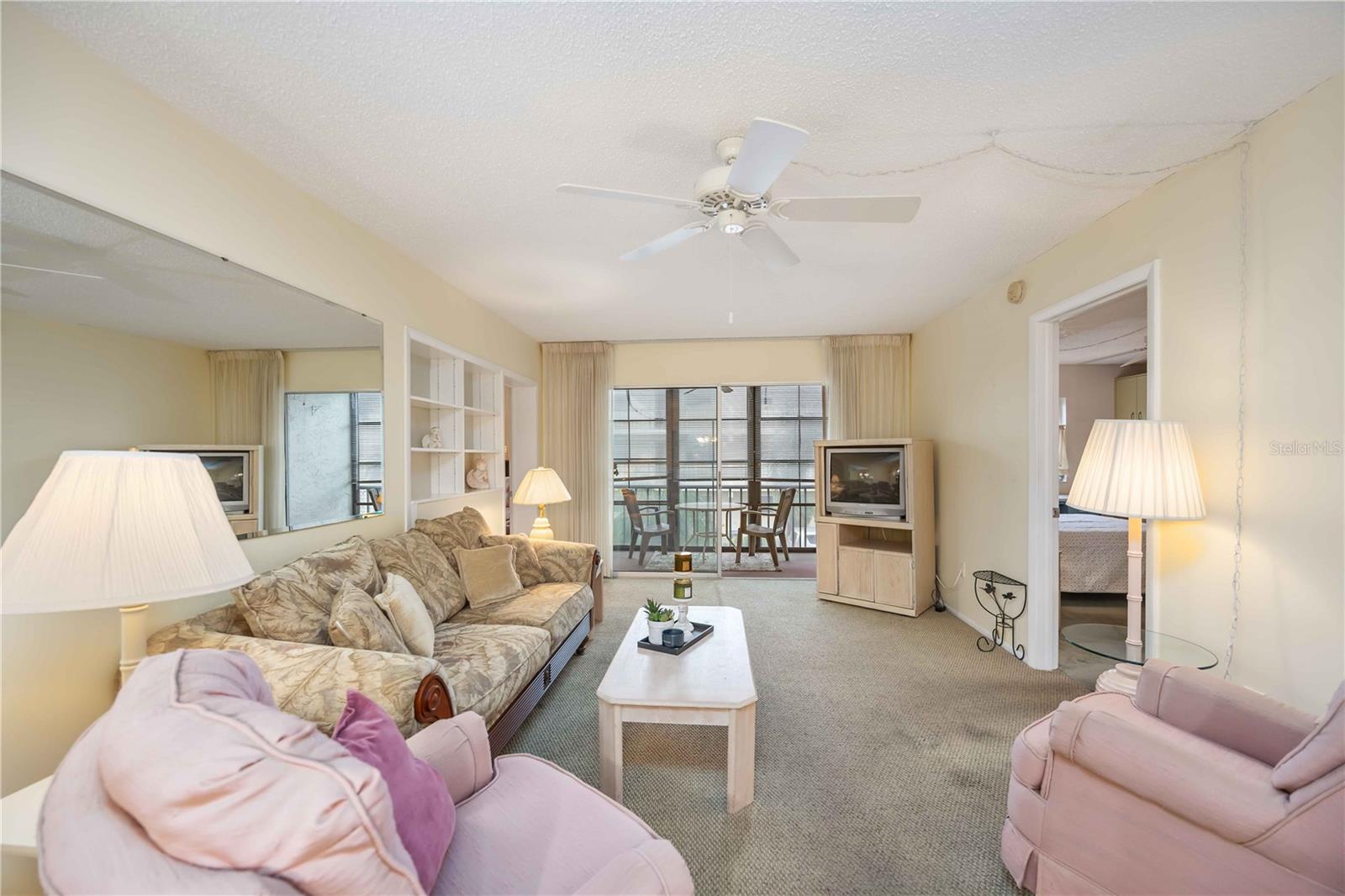 2220 STICKNEY POINT RD #524, SARASOTA, FL, 34231