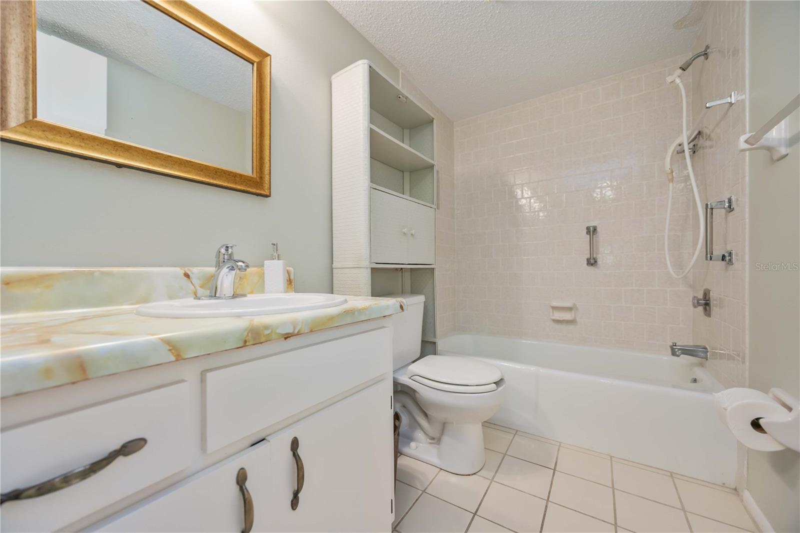 2220 STICKNEY POINT RD #524, SARASOTA, FL, 34231