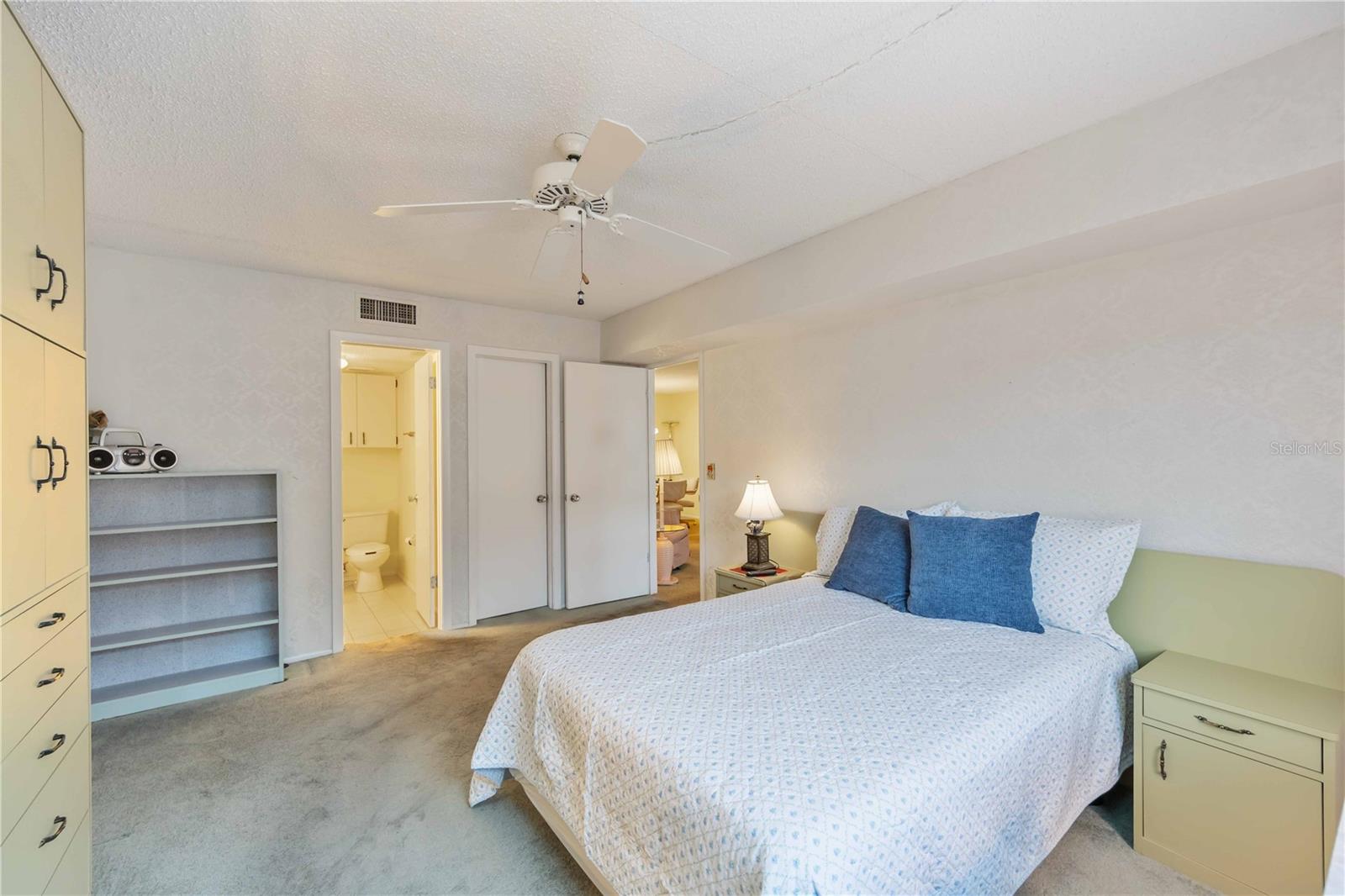 2220 STICKNEY POINT RD #524, SARASOTA, FL, 34231